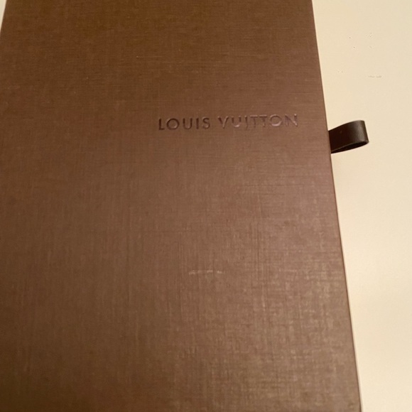 100% Authentic Louis Vuitton pull box - Picture 2 of 8